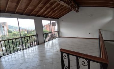 Casa en Arriendo en Envigado Sector Bosque el Chuscal