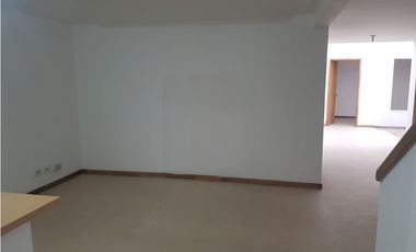 Casa Comercial en Arriendo en Medellín Sector Suramericana
