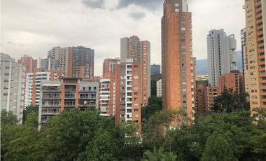 Apartamento Amoblado Dúplex en Arriendo en Envigado Sector Zúñiga