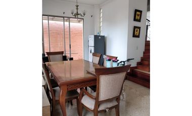 Casa Duplex en Arriendo Sabaneta Sector Las Flores