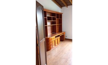 Casa Duplex en Arriendo Sabaneta Sector Las Flores