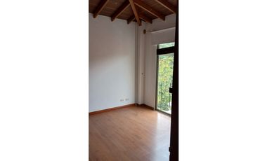 Casa Duplex en Arriendo Sabaneta Sector Las Flores