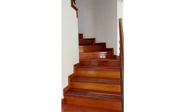 Casa Duplex en Arriendo Sabaneta Sector Las Flores