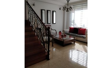 Casa Duplex en Arriendo Sabaneta Sector Las Flores