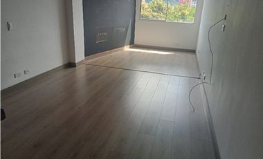 Casa Duplex en arriendo Envigado Sector Loma del Esmeraldal