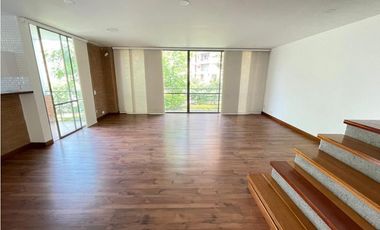 Casa Duplex en Arriendo Envigado Sector El Esmeraldal