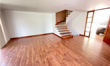 Casa Duplex en Arriendo Envigado Sector El Esmeraldal