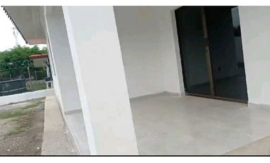 VENTA CASA EN DAVID  450 METROS COMPLETAMENTE CERCADA