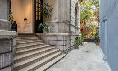 Casa uso de suelo en venta en Juárez
