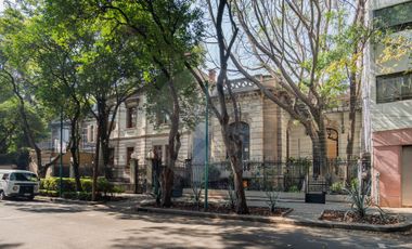 Casa uso de suelo en venta en Juárez