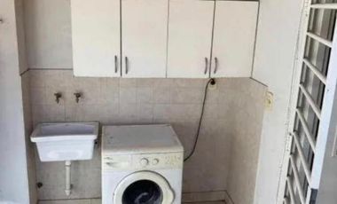 Casa en venta - 3 dormitorios 1 baño toilette - patio terraza- Villa Sarmiento