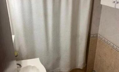 Casa en venta - 3 dormitorios 1 baño toilette - patio terraza- Villa Sarmiento
