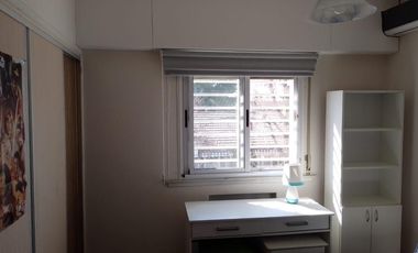 Casa en venta - 3 dormitorios 3 baños  - 400mts2 - Adrogue
