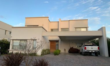 Casa - Nuevo Quilmes