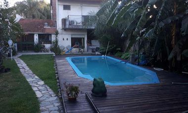 Casa 6 ambientes en venta en Berazategui