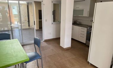 Departamento en venta - 2 dormitorios baño toilette - patio - 80mts2 - Pinamar