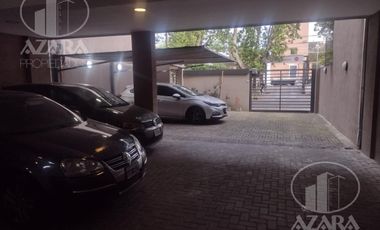 Impecable 3 ambientes con cochera y balcón en excelente ubicación