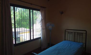 Casa en venta - 4 dormitorios 3 baños - quincho con parrilla -160mts2- Quilmes
