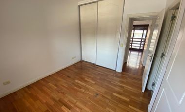 Departamento 4 ambientes en venta en Quilmes