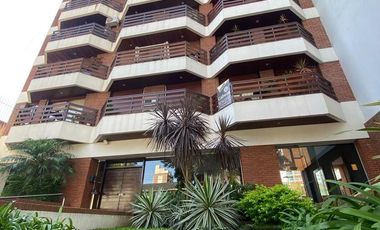 Departamento 4 ambientes en venta en Quilmes