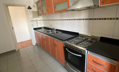 Departamento 4 ambientes en venta en Quilmes