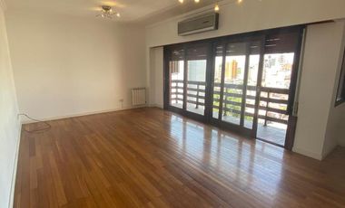 Departamento 4 ambientes en venta en Quilmes