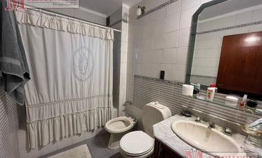 Casa 5 ambientes en venta y en alquiler para uso comercial en Ituzaingo Norte