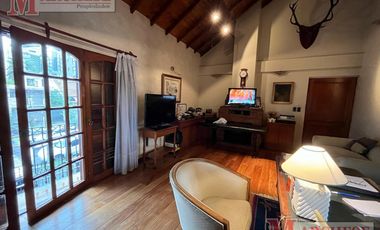 Casa 5 ambientes en venta y en alquiler para uso comercial en Ituzaingo Norte