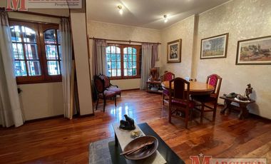 Casa 5 ambientes en venta y en alquiler para uso comercial en Ituzaingo Norte