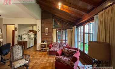 Casa 5 ambientes en venta y en alquiler para uso comercial en Ituzaingo Norte