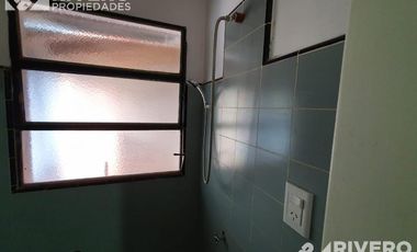 CASA EN VENTA EN TIGRE - A CUADRAS DE RUTA 202
