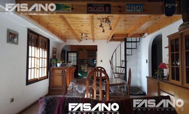 CASA 4 AMB. LOTE PROPIO EN VENTA - JOSE LEON SUAREZ
