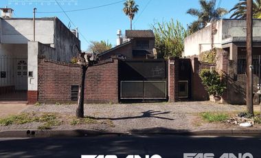 CASA 4 AMB. LOTE PROPIO EN VENTA - JOSE LEON SUAREZ