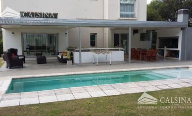 Casa en venta Lomas de la Carolina