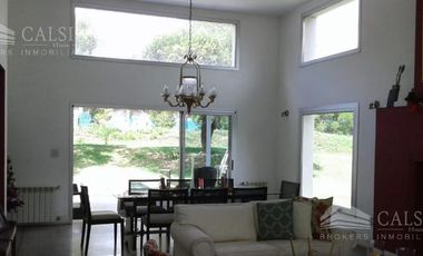 Casa en venta Lomas de la Carolina