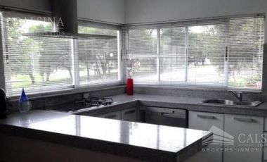 Casa en venta Lomas de la Carolina