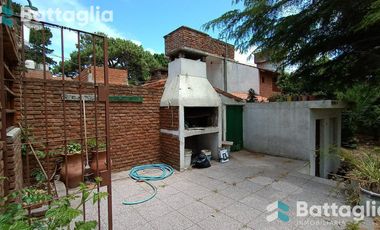 CASA 4 AMB A UNA CADRA DE AV SB- San Bernardo Del Tuyu