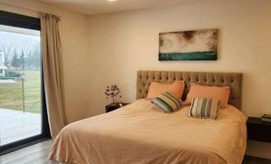 Casa en venta - Barrio Terralagos, Canning