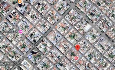 Casa en venta - 3 dormitorios 1 baño - cochera - 433mts2 - Azul