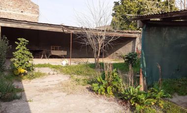 Casa en venta - 3 dormitorios 1 baño - cochera - 433mts2 - Azul
