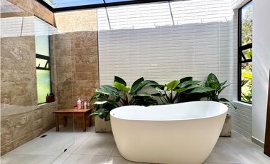 Vendo espectacular Casa Campestre en El Retiro Antioquia