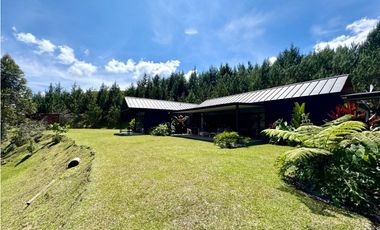 Vendo espectacular Casa Campestre en El Retiro Antioquia
