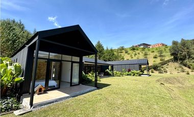 Vendo espectacular Casa Campestre en El Retiro Antioquia