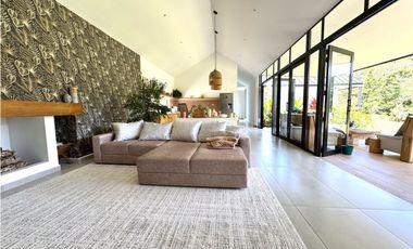 Vendo espectacular Casa Campestre en El Retiro Antioquia