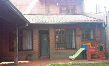 Casa - Luis Guillon