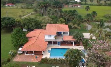 FINCA EN VILLAVICENCIO