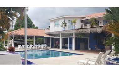 FINCA EN VILLAVICENCIO