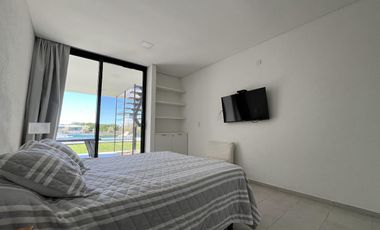 Casa en Venta Barrio Ecuestre - fondo a la laguna