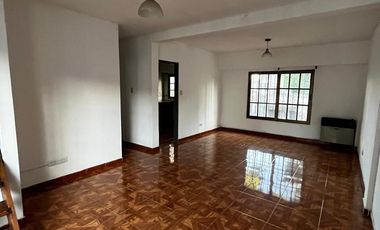 PH 3 ambientes en venta en  Florencio Varela