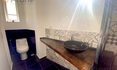 Casa de 3 dormitorios. Quincho. Terraza exclusiva. Barrio Abasto